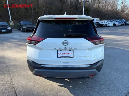 Used 2023 Nissan Rogue SV w/ SV Premium Package image 9