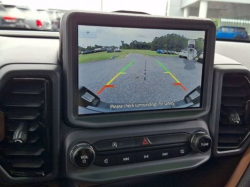 Used 2024 Ford Bronco Sport Outer Banks w/ Tech Package AWD/4WD image 19