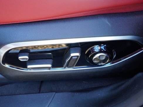 Used 2024 Jeep Wagoneer Launch Edition image 25