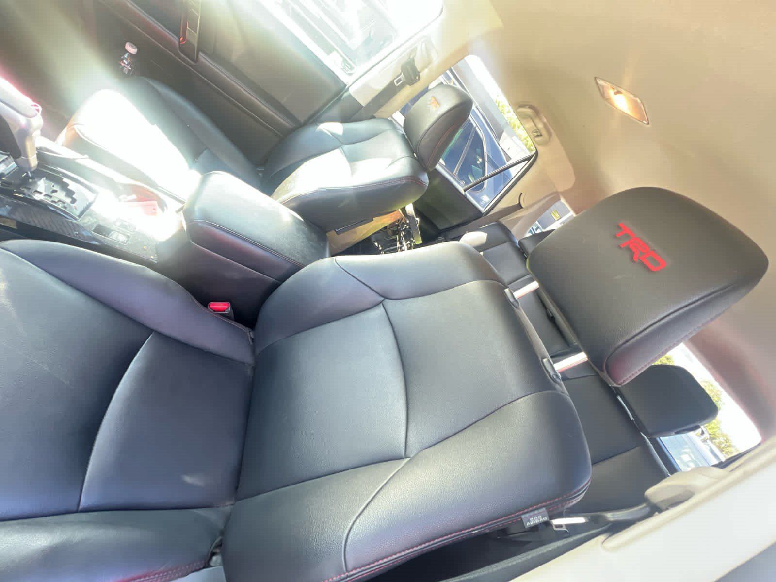 Used 2020 Toyota 4Runner TRD Off-Road Premium AWD/4WD image 10