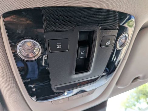 Used 2021 Kia Seltos SX w/ SX Sunroof Package AWD/4WD image 43