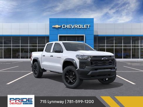 New 2026 Chevrolet Colorado Trail Boss w/ LPO, Tailgate Decal Package image 1