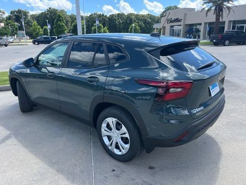New 2026 Chevrolet Trax LS FWD image 4