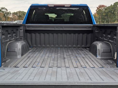 Used 2022 Chevrolet Silverado 1500 Custom image 18