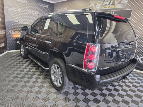 Used 2013 GMC Yukon Denali AWD/4WD image 8