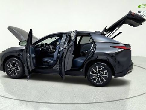 Used 2026 Lexus RZ 350e 2WD w/ Convenience Package image 15
