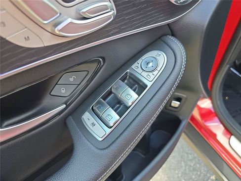 Used 2021 Mercedes-Benz GLC 300 4MATIC Coupe image 21
