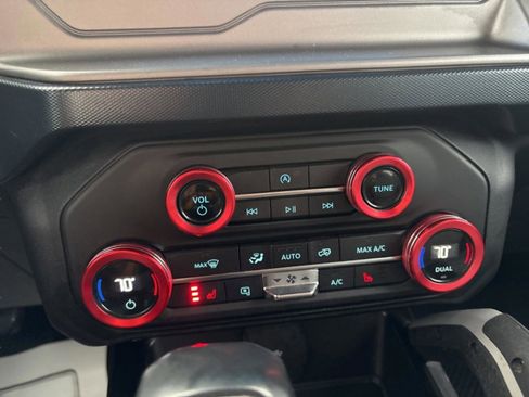 Used 2021 Ford Bronco Outer Banks image 15