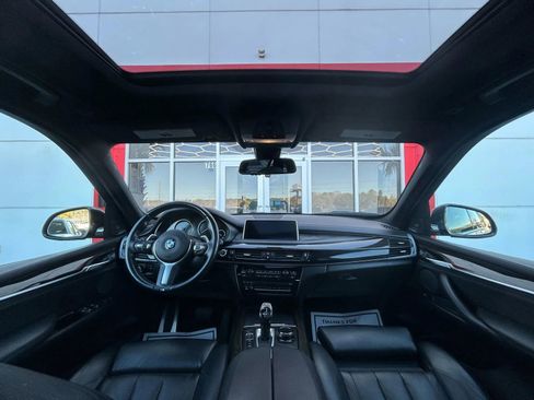 Used 2015 BMW X5 xDrive50i image 9