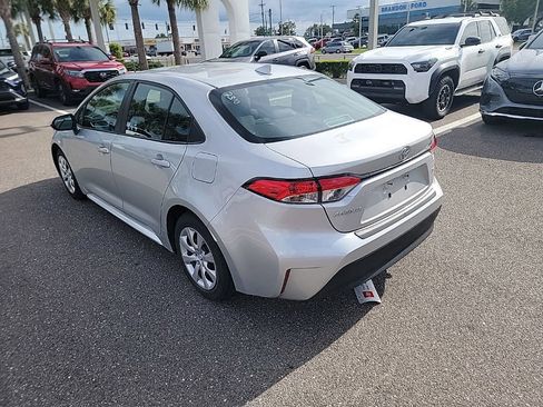 Used 2024 Toyota Corolla LE FWD image 4