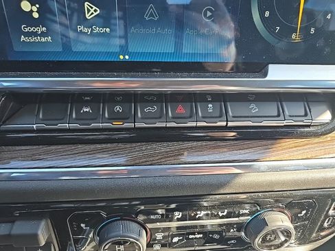 Used 2024 Chevrolet Silverado 1500 RST AWD/4WD image 20