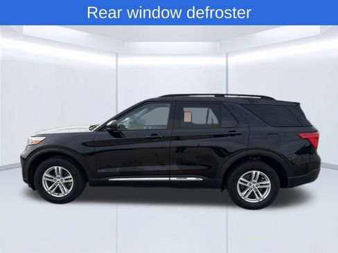 Used 2024 Ford Explorer XLT w/ Equipment Group 202A AWD/4WD image 6