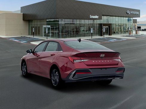 New 2026 Hyundai Elantra SEL Sport image 5