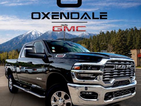 Used 2026 RAM 2500 Big Horn AWD/4WD image 2