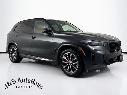 Used 2026 BMW X5 xDrive40i w/ M Sport Package AWD/4WD image 1