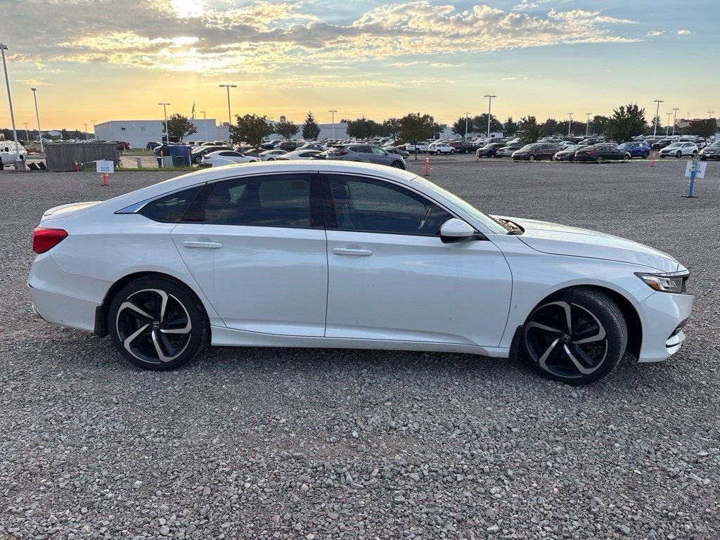 Used 2019 Honda Accord Sport image 10