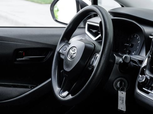 Used 2023 Toyota Corolla LE FWD image 22
