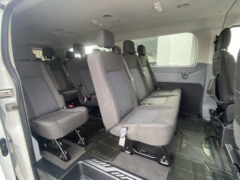 Used 2018 Ford Transit 350 XLT image 22