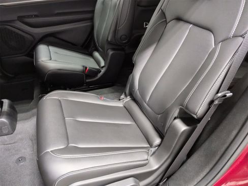 Used 2025 Jeep Grand Cherokee L Limited image 20