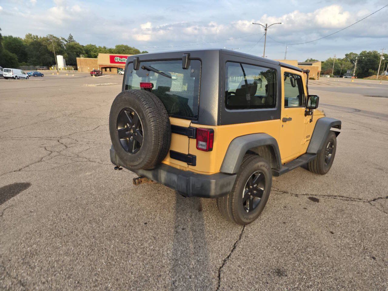 Used 2014 Jeep Wrangler Sport AWD/4WD image 4