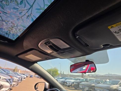 Used 2018 Hyundai Elantra Sport FWD image 13