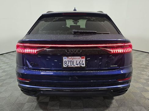 Used 2022 Audi Q8 Prestige w/ Prestige Package AWD/4WD image 5
