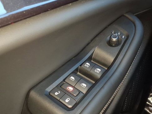 Used 2023 Jeep Grand Cherokee L Altitude image 22