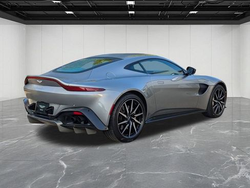 Used 2019 Aston Martin V8 Vantage Coupe RWD image 9