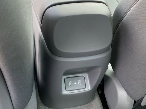 New 2026 Hyundai Elantra Sport FWD image 23