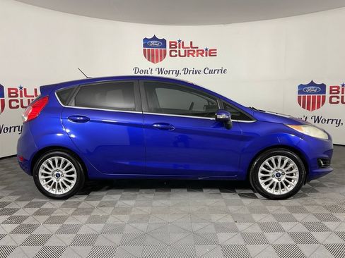 Used 2015 Ford Fiesta Titanium FWD image 2