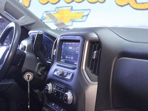 Used 2023 GMC Sierra 3500 Pro w/ Gooseneck/5TH Wheel Package image 9