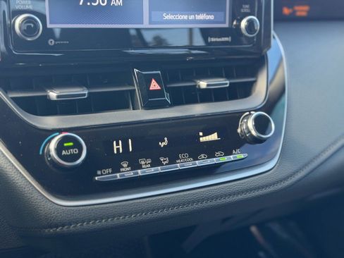 Used 2021 Toyota Corolla SE image 39