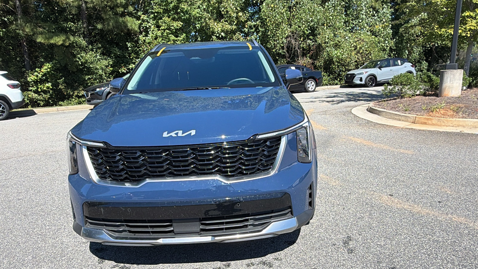 Used 2026 Kia Sorento S FWD image 3