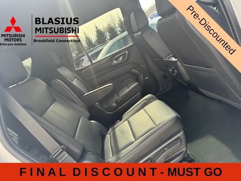 Used 2023 Chevrolet Tahoe Z71 w/ Luxury Package AWD/4WD image 34