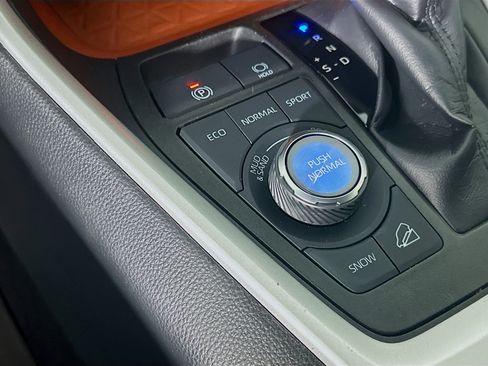 Used 2019 Toyota RAV4 Adventure AWD/4WD image 26