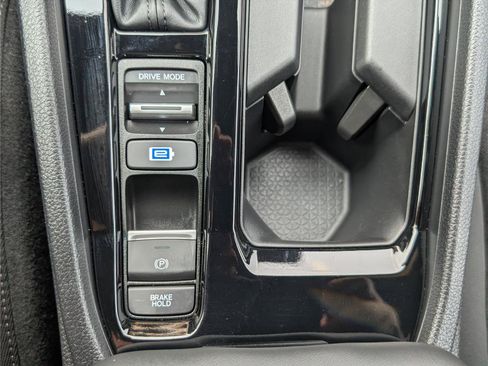Used 2025 Honda Accord Sport image 25