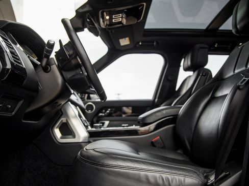 Used 2022 Land Rover Range Rover Westminster Edition image 19