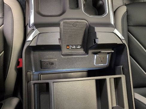 New 2026 Chevrolet Silverado 1500 RST w/ Dark Appearance Package image 29