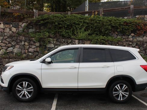 Used 2018 Honda Pilot EX-L image 6