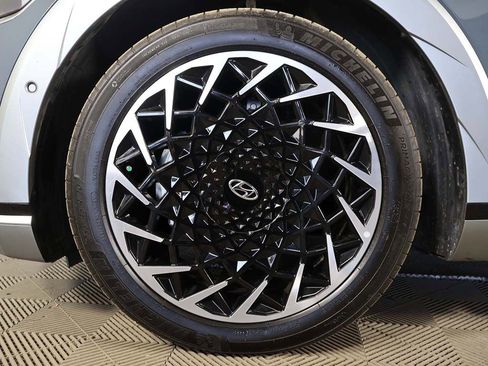 Used 2024 Hyundai Ioniq 5 Limited AWD/4WD image 23