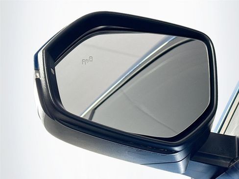 Used 2019 Volkswagen Atlas SE w/ Towing Package image 10