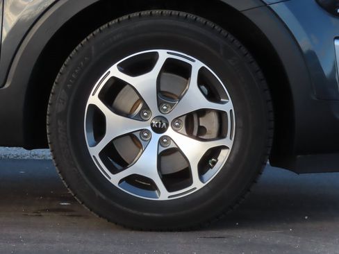 Certified 2021 Kia Telluride EX image 15