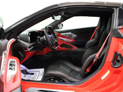 Used 2025 Chevrolet Corvette ZR1 RWD image 12