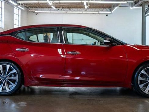Used 2023 Nissan Maxima Platinum w/ Sport Mat Group image 5