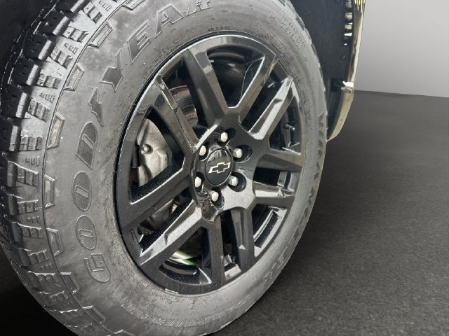 Used 2023 Chevrolet Silverado 1500 RST w/ Z71 Off-Road Package AWD/4WD image 21