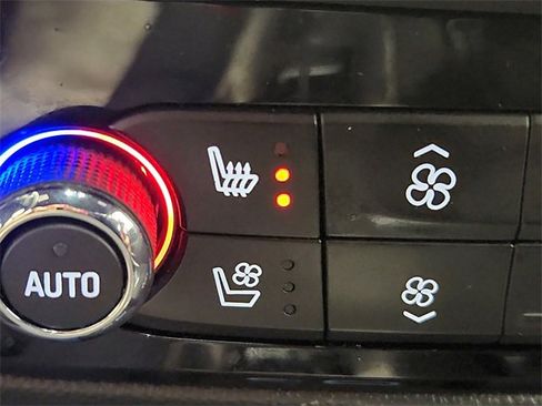 Used 2024 Buick Enclave Premium image 31