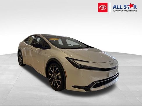New 2026 Toyota Prius Plug-In Hybrid FWD image 1