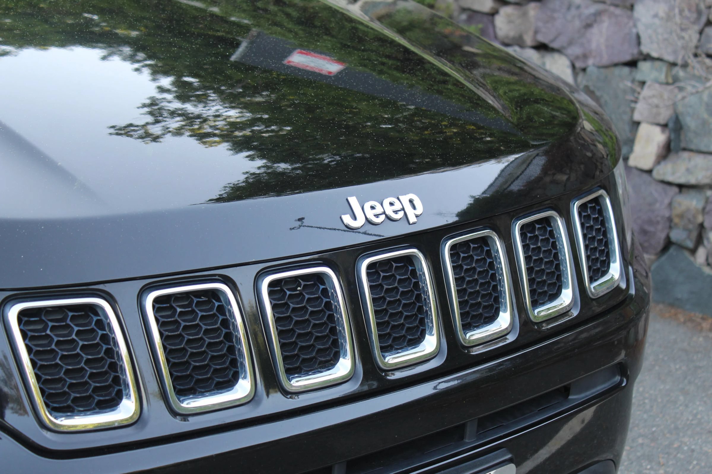 Used 2018 Jeep Compass Limited w/ Navigation Group AWD/4WD image 39