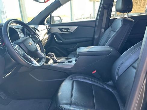 Used 2019 Chevrolet Blazer LT FWD image 37