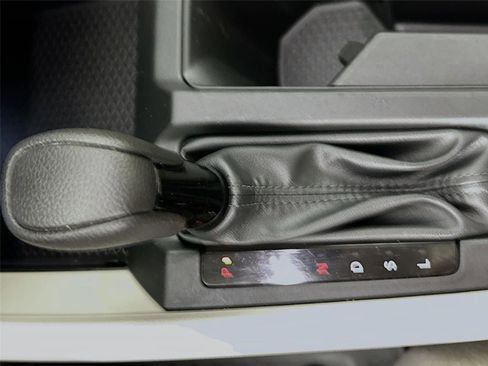 Certified 2025 Honda Accord SE image 15